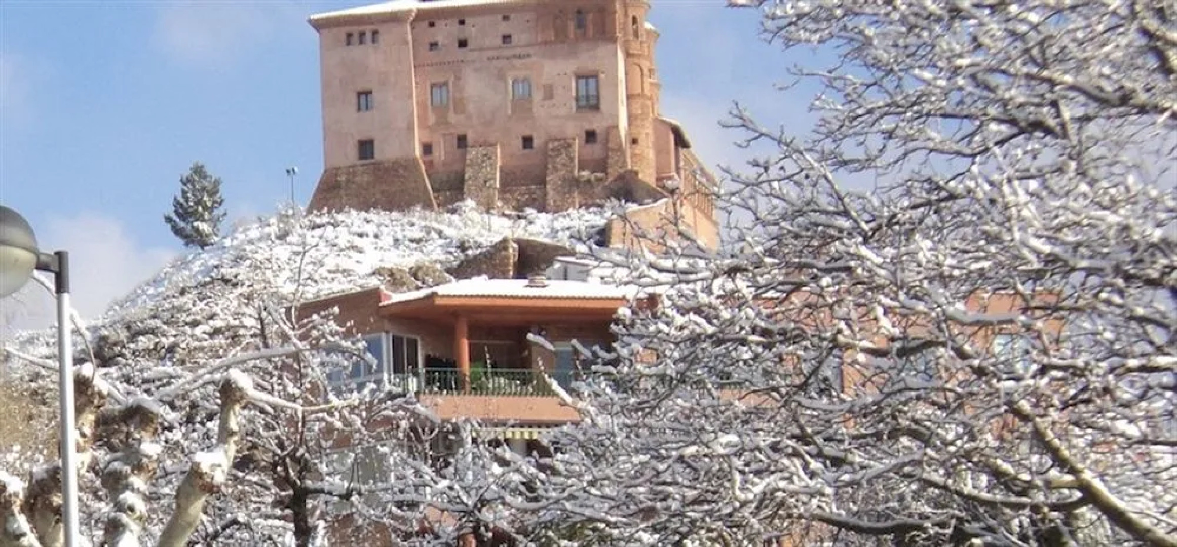 Hospedería Papa Luna