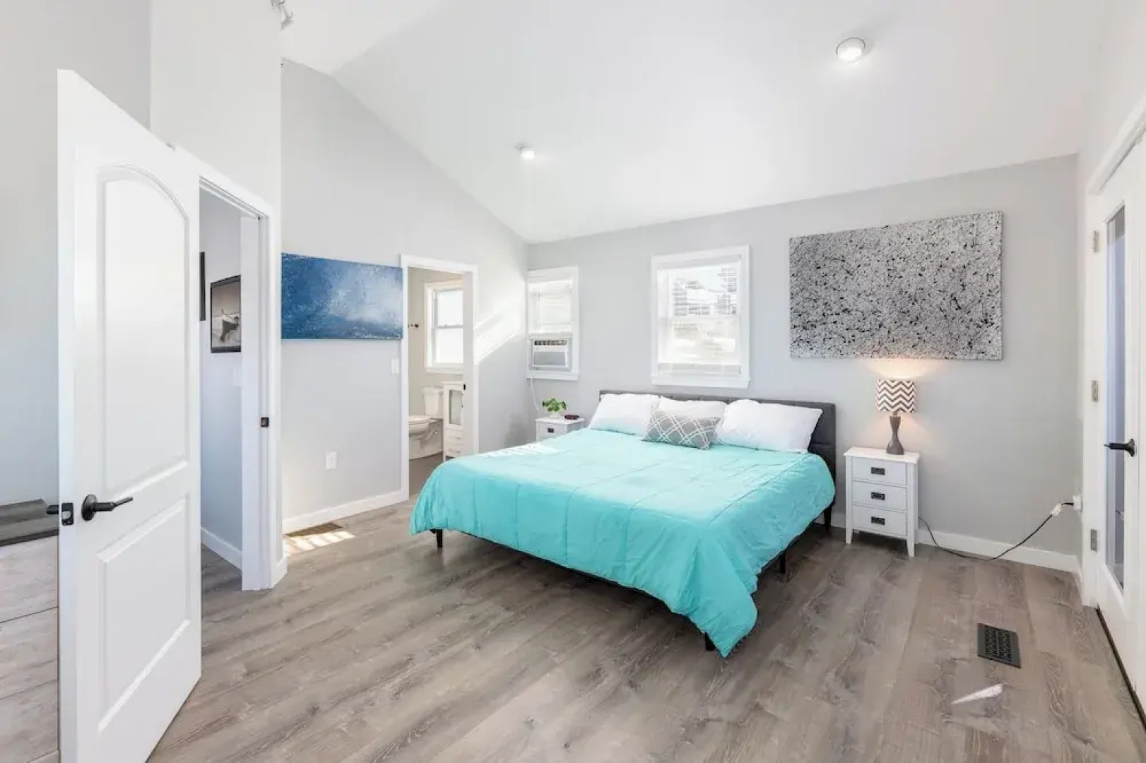 Steps to Beach: Lake-view Laconia Getaway!