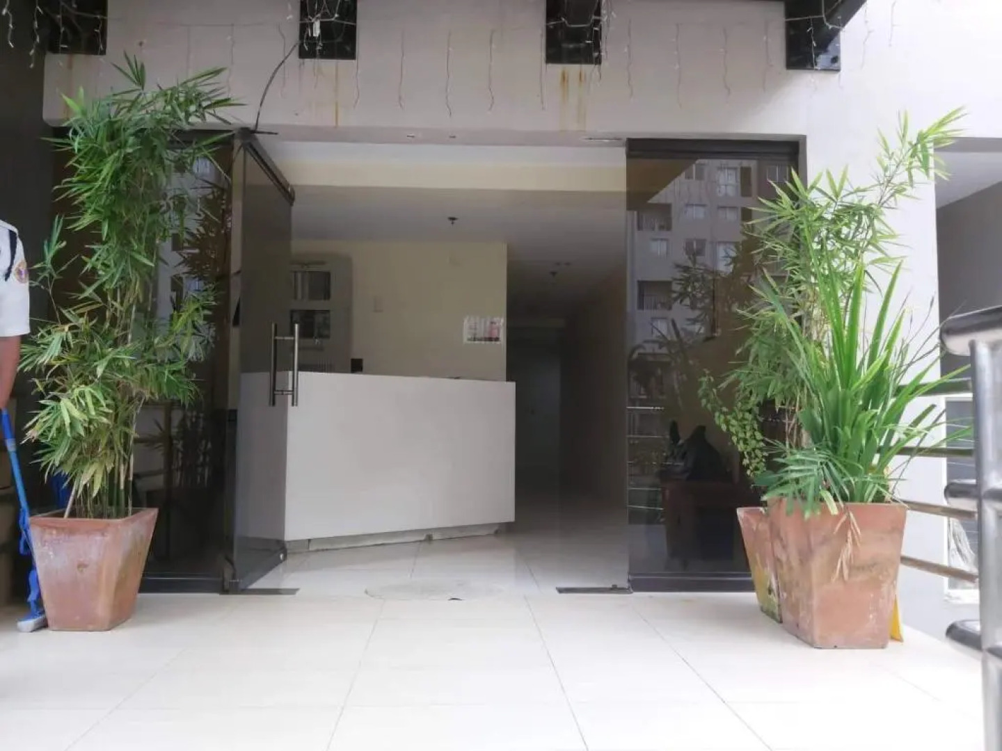 Affordable Tagaytay Monteluce 2 bedrooms with Pool G28