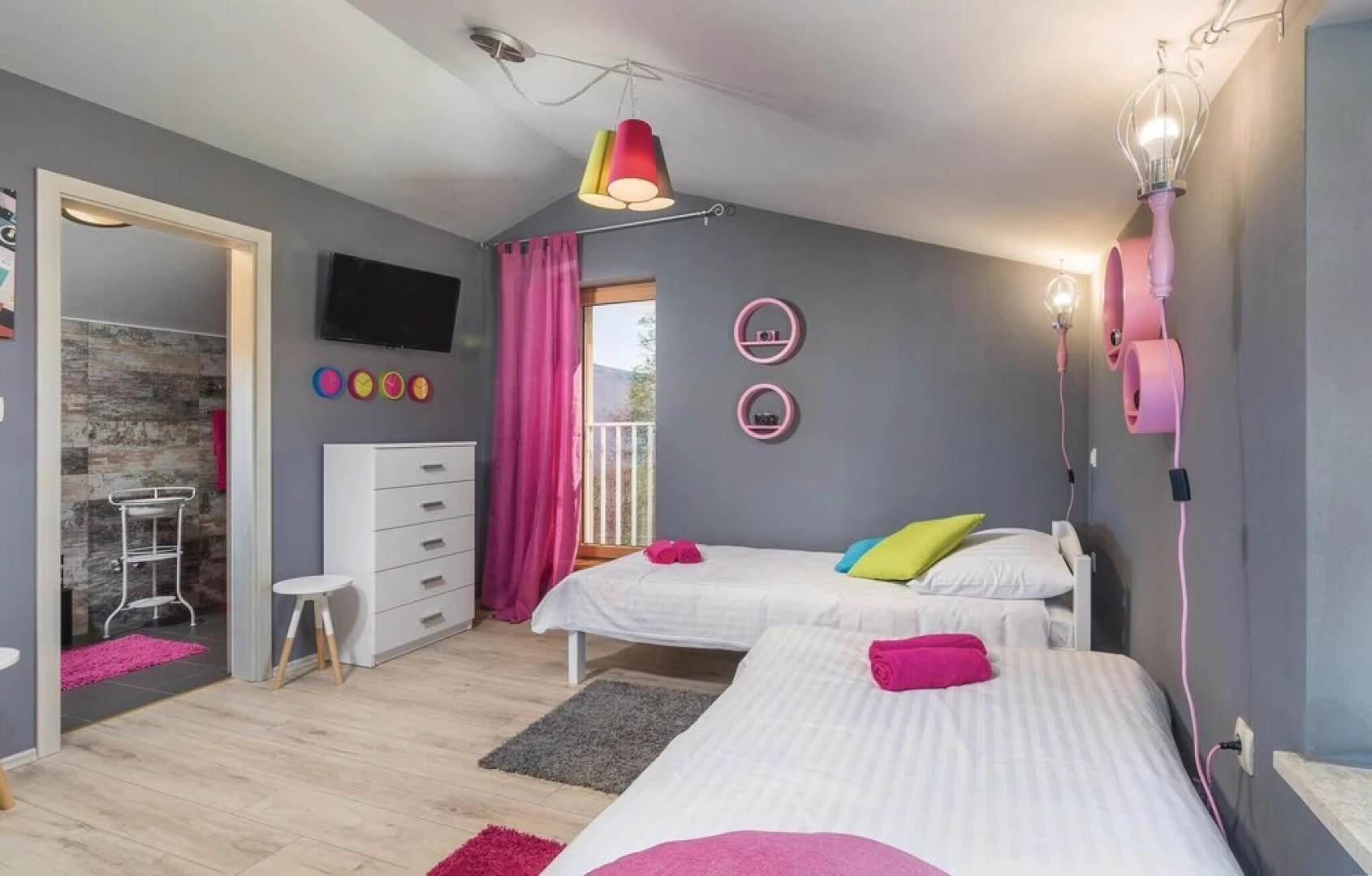 Stunning Home in Nedescina With Sauna, Wifi and 6 Bedrooms