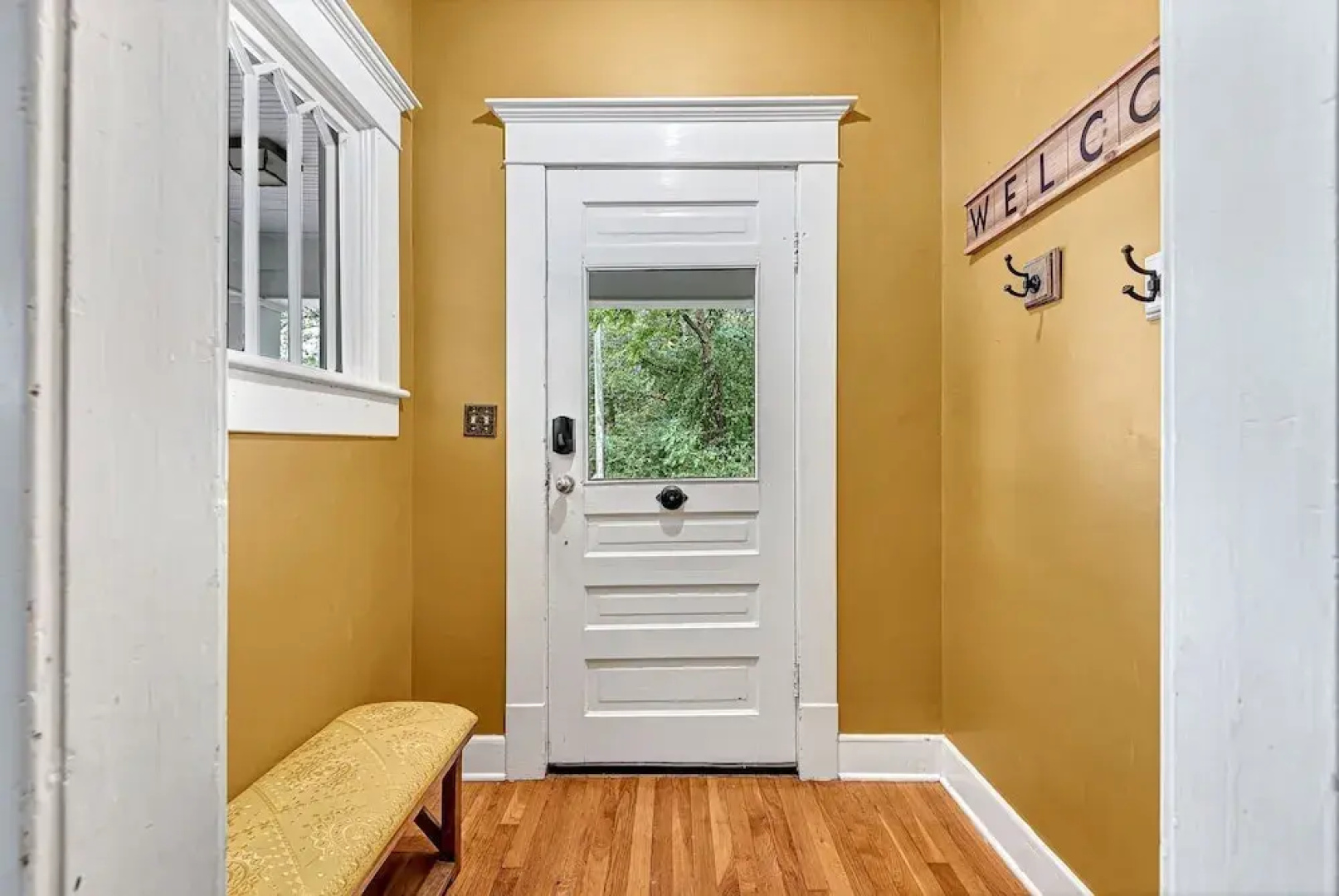 Madison Manor 4 Bedroom Bungalow by Redawning