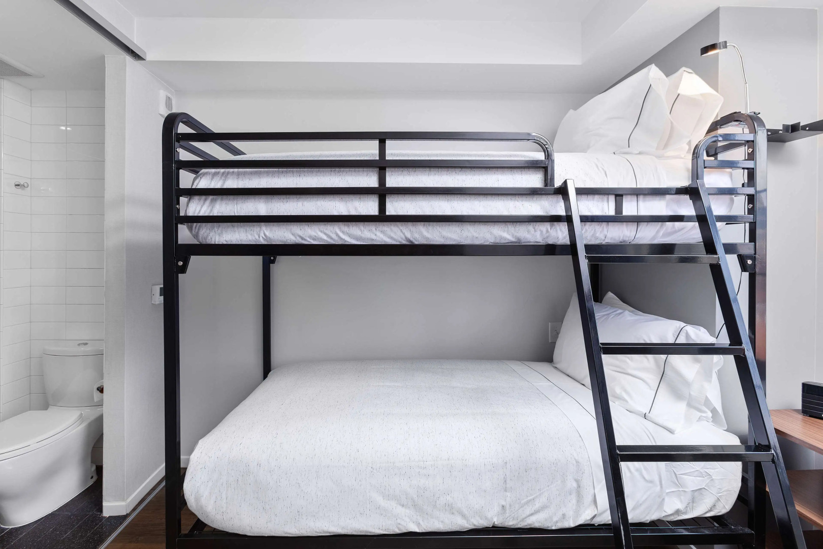 Motto by Hilton Washington DC City Center