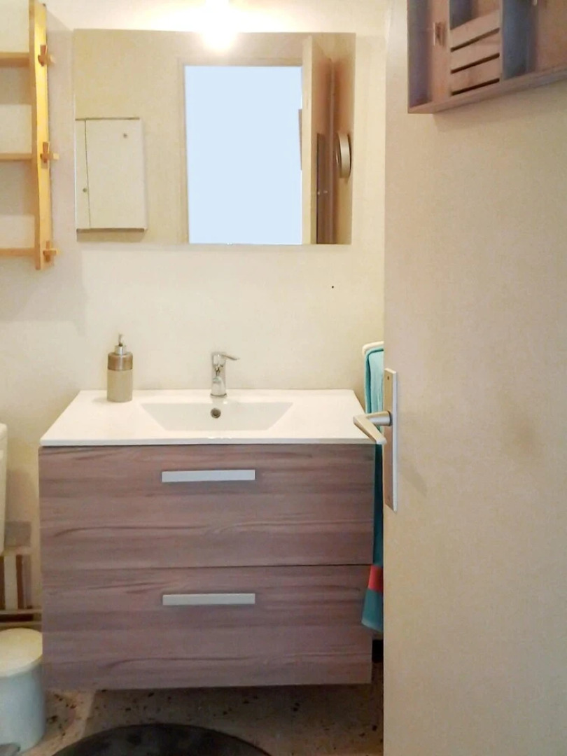 Apartment With one Bedroom in Balaruc-les-bains, With Wonderful Lake V