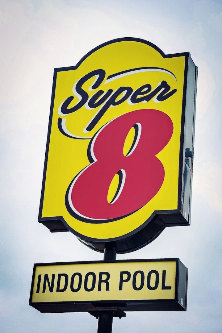 Super 8 Amherst NS