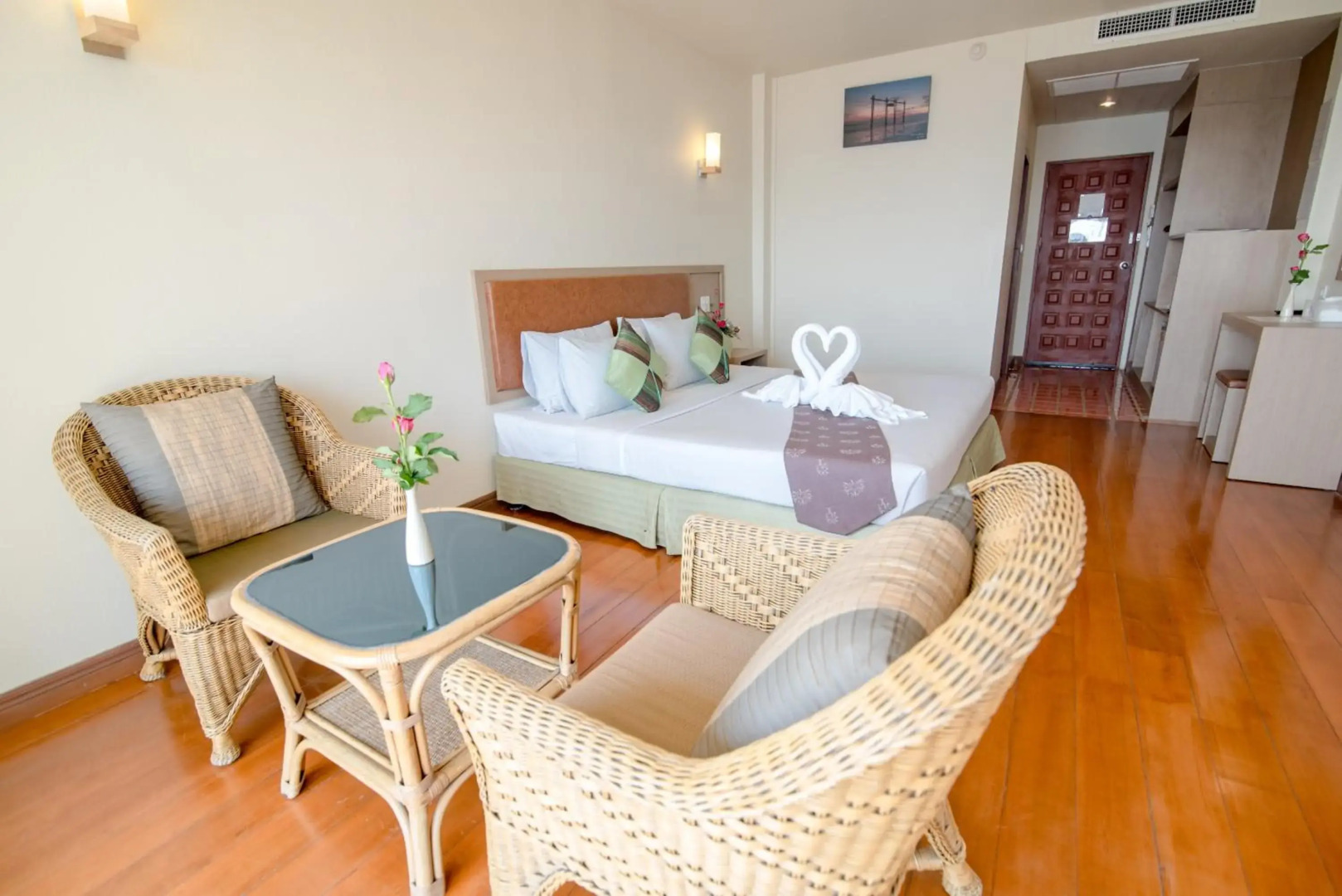 New Travel Beach Resort