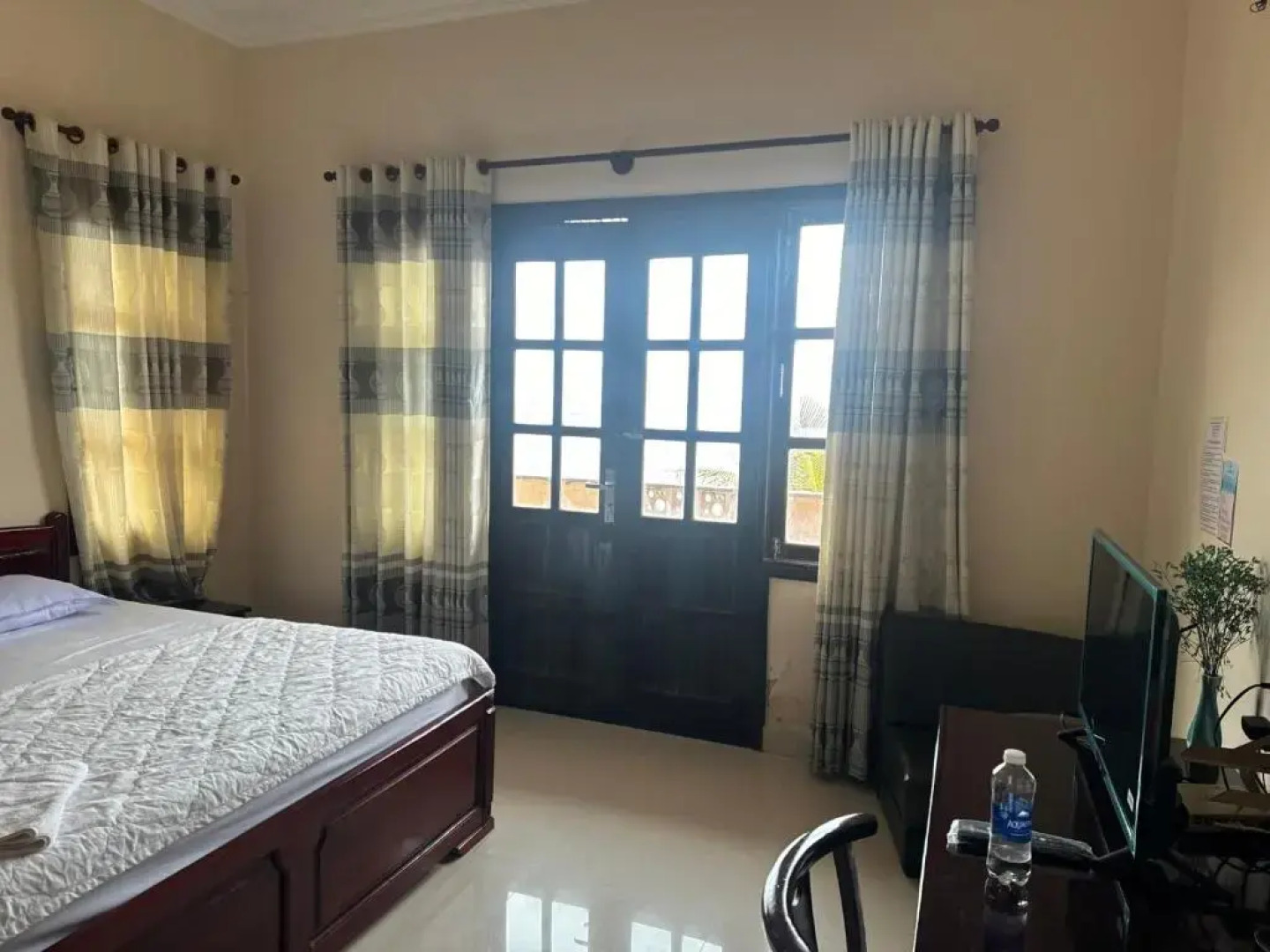 Canh Buom Xanh Resort