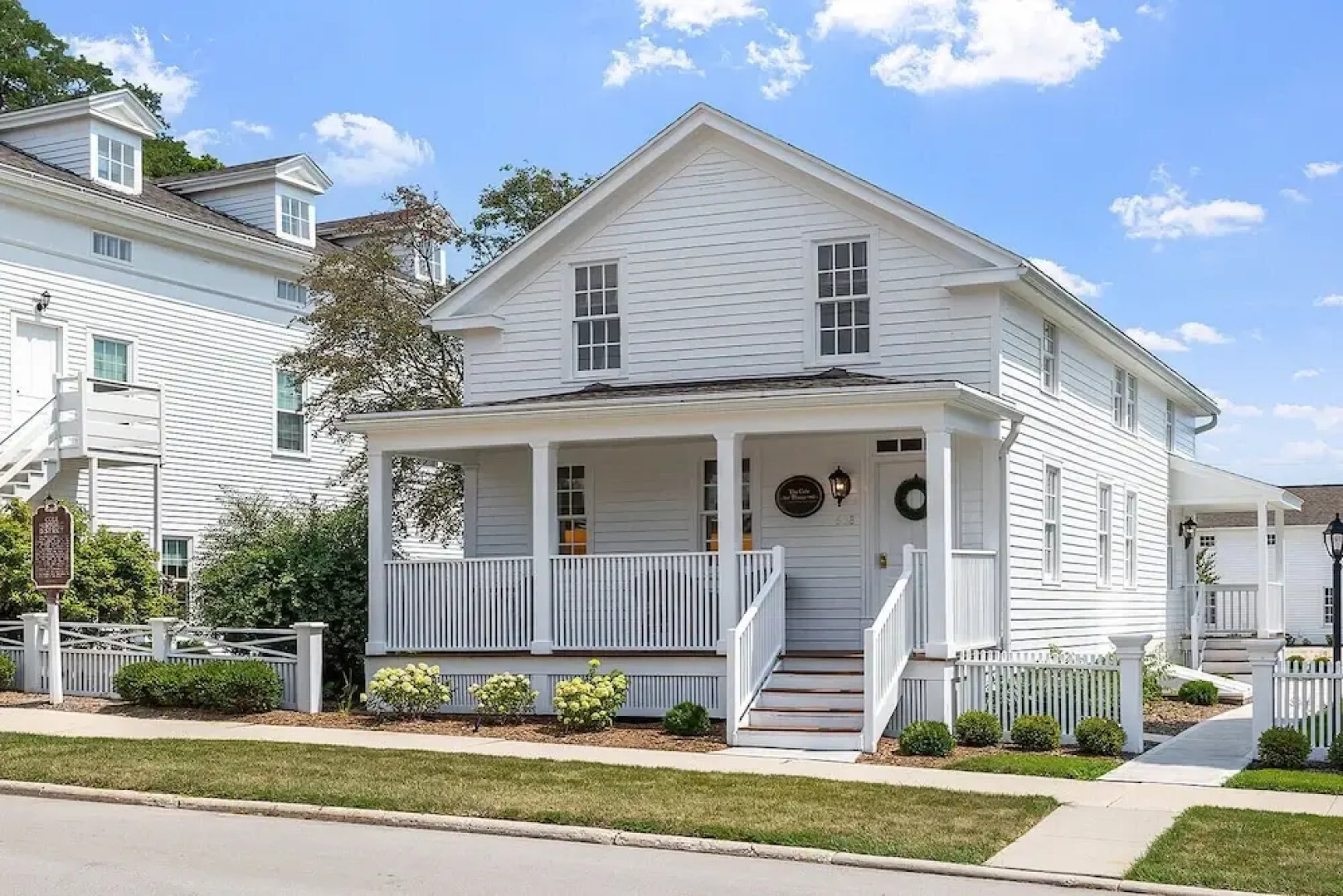 The Rochester Inn, A Historic Hotel