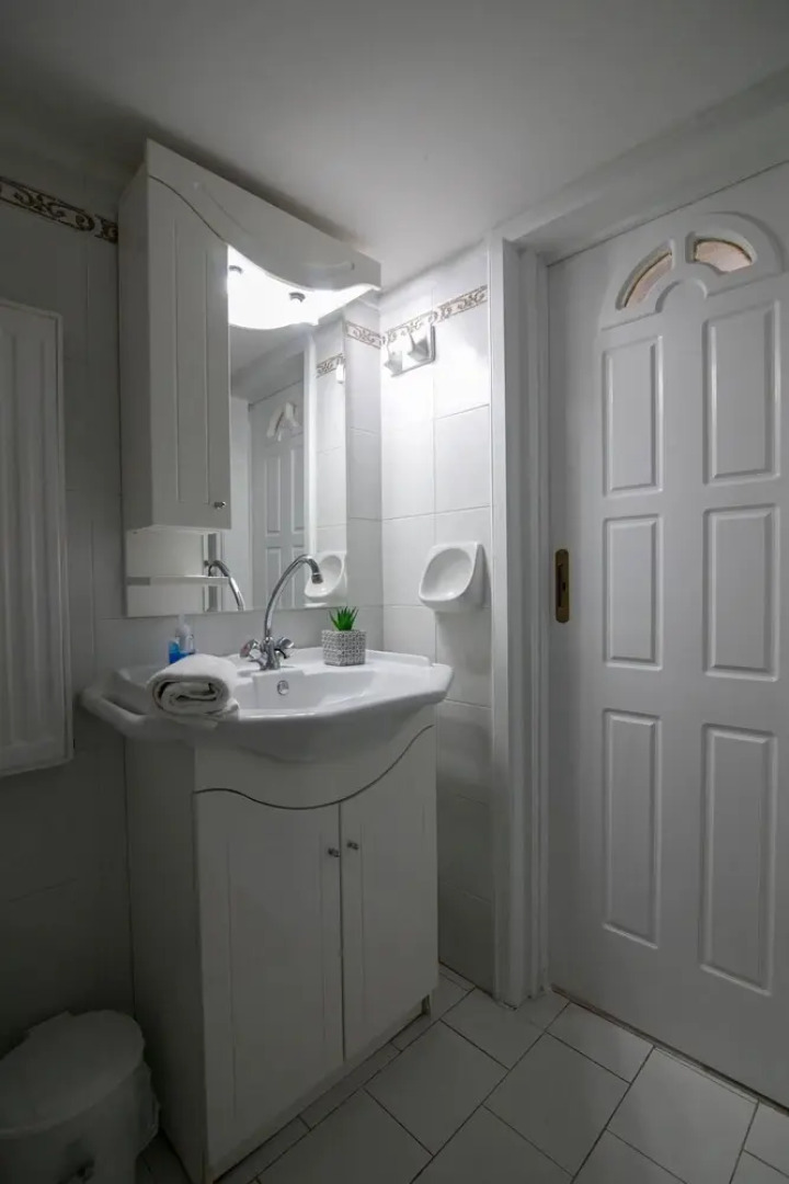 Aias Luxury Apartments