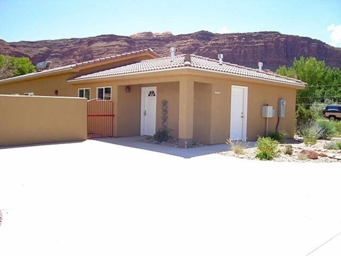 Portal View ~ Cottonwoods 401 3 Bedroom Home