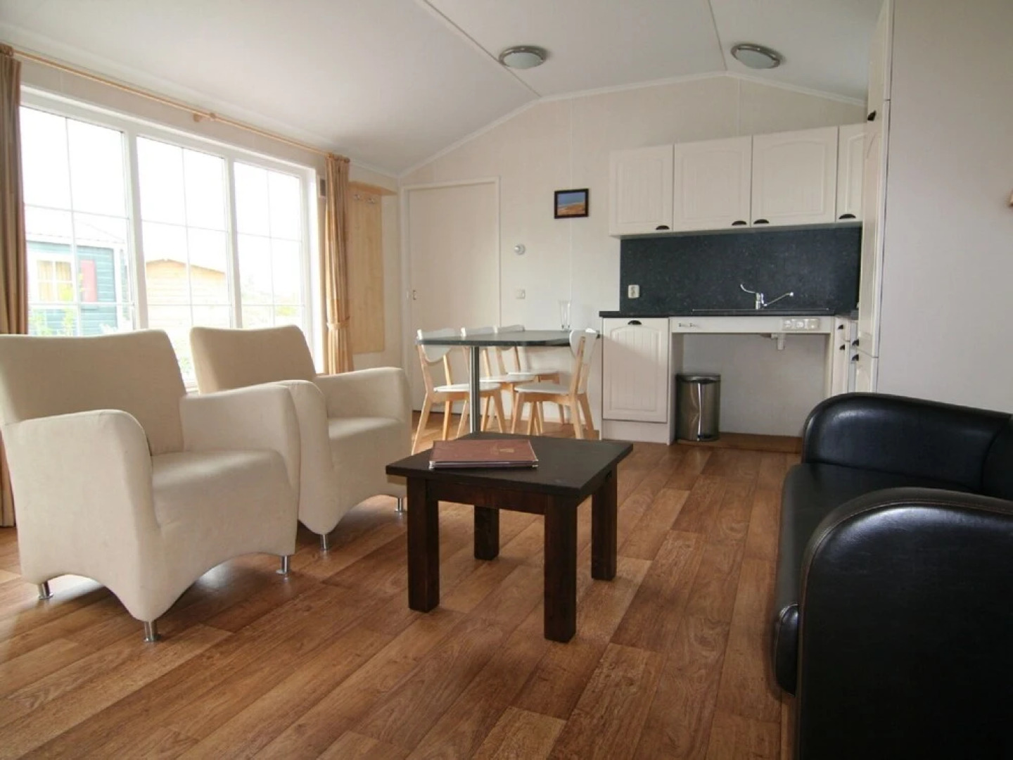 Nicely Decorated Chalet With Dishwasher, Located on Texel