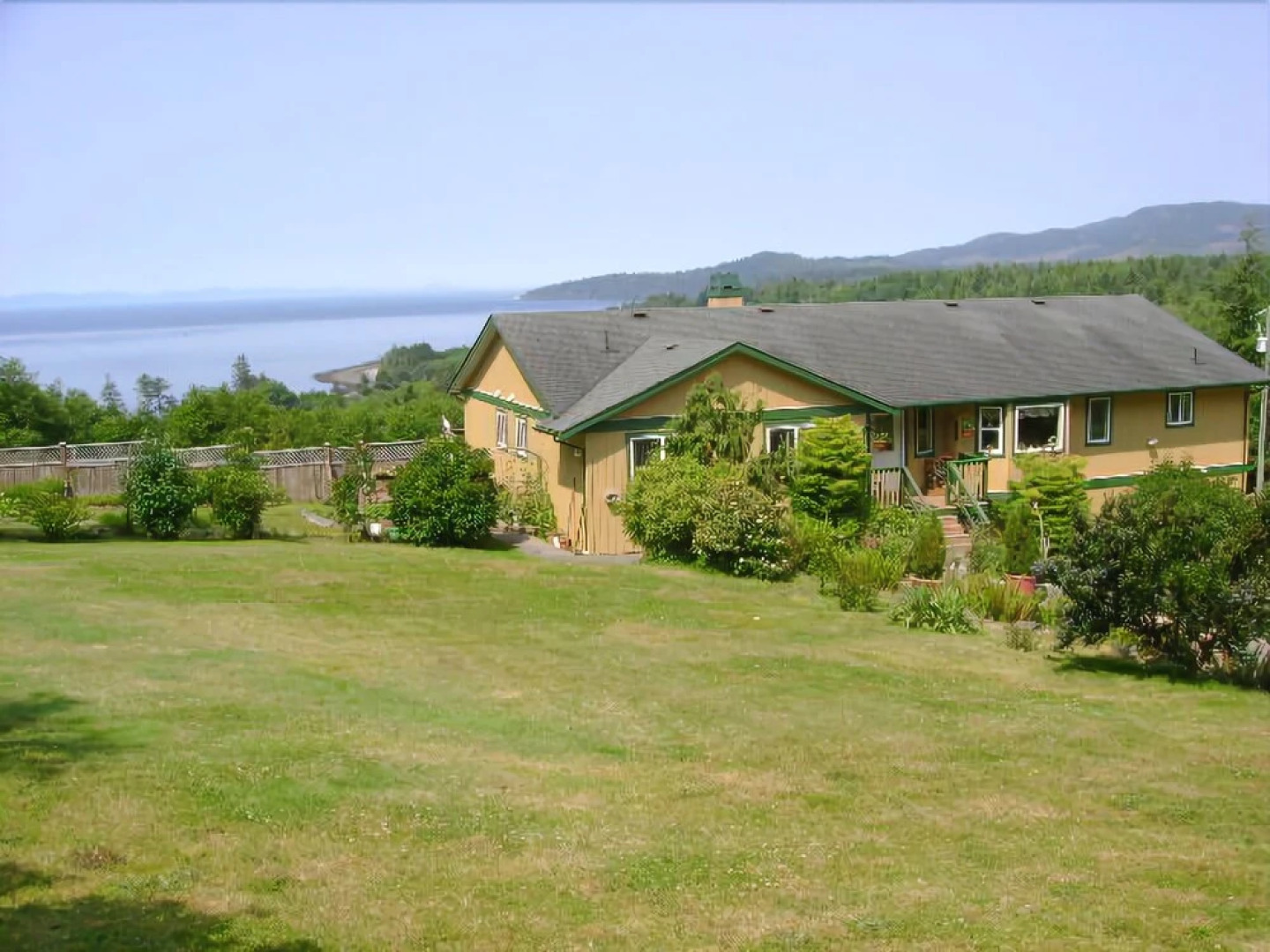 Straitview Ridge Bed & Breakfast