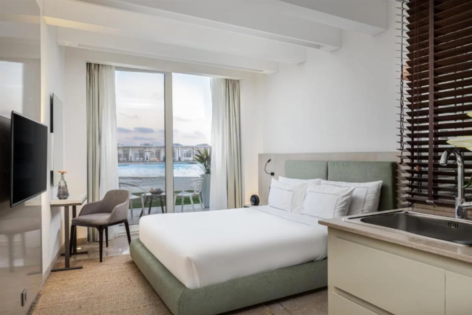 The G Hotel Seashell