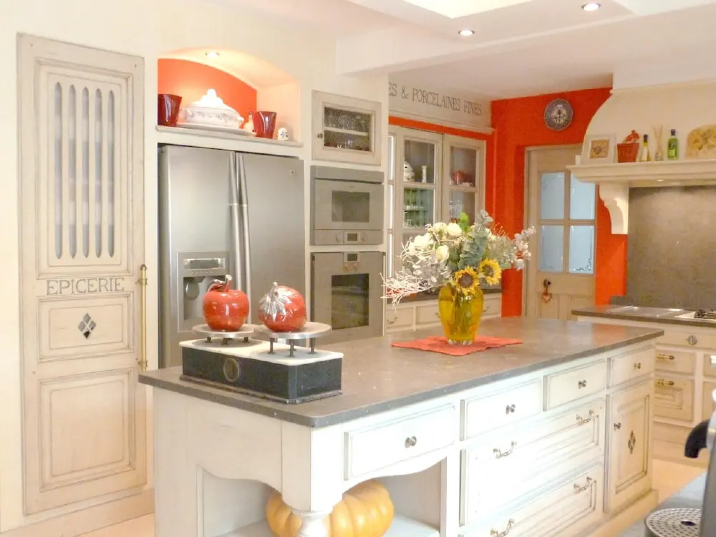 Villa With 4 Bedrooms in Orgon, With Private Pool, Enclosed Garden and