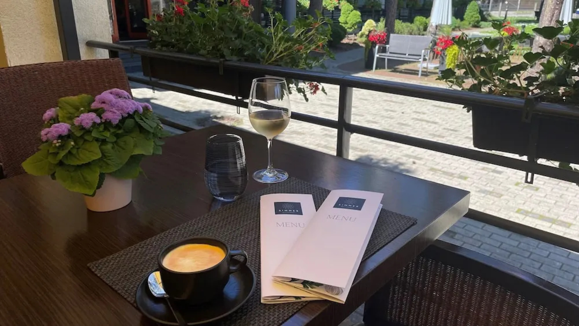 Отель Amber Sea