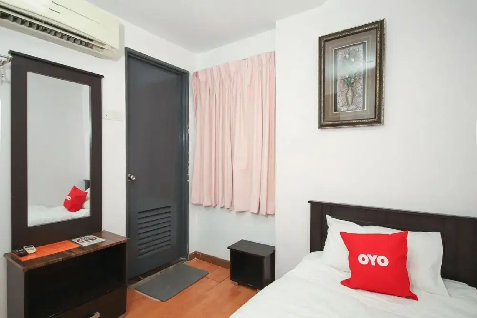 OYO 90345 TM Hotel