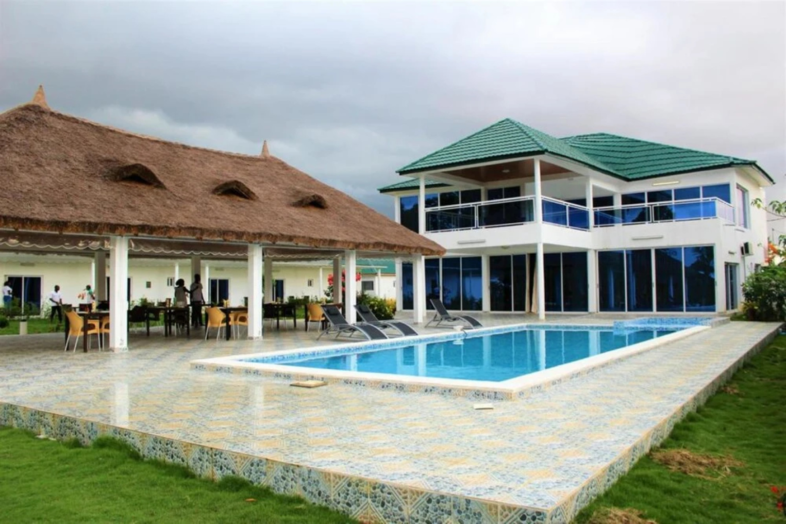 Select Lodge