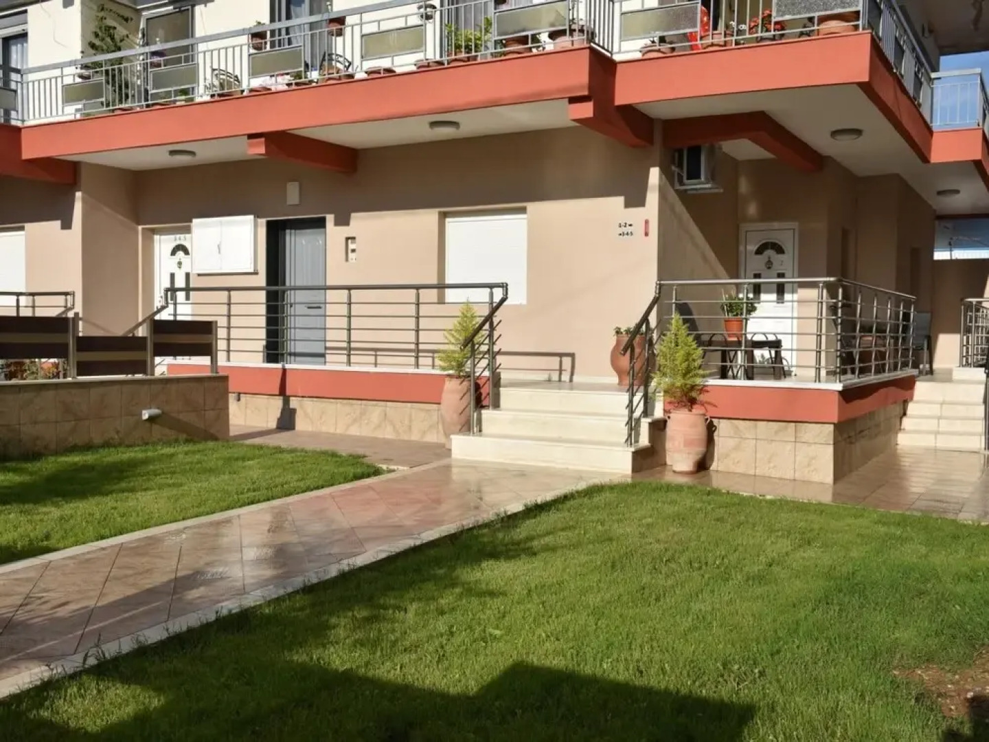 Elina Studios 1 by Travelpro Services - Nea