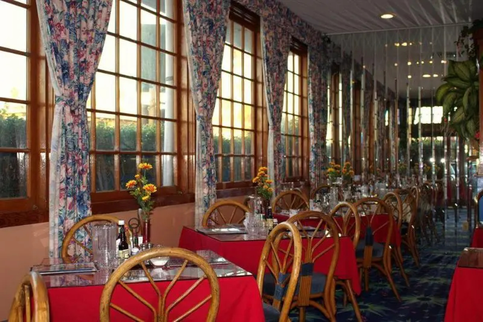 Tradewinds All Suite Hotel