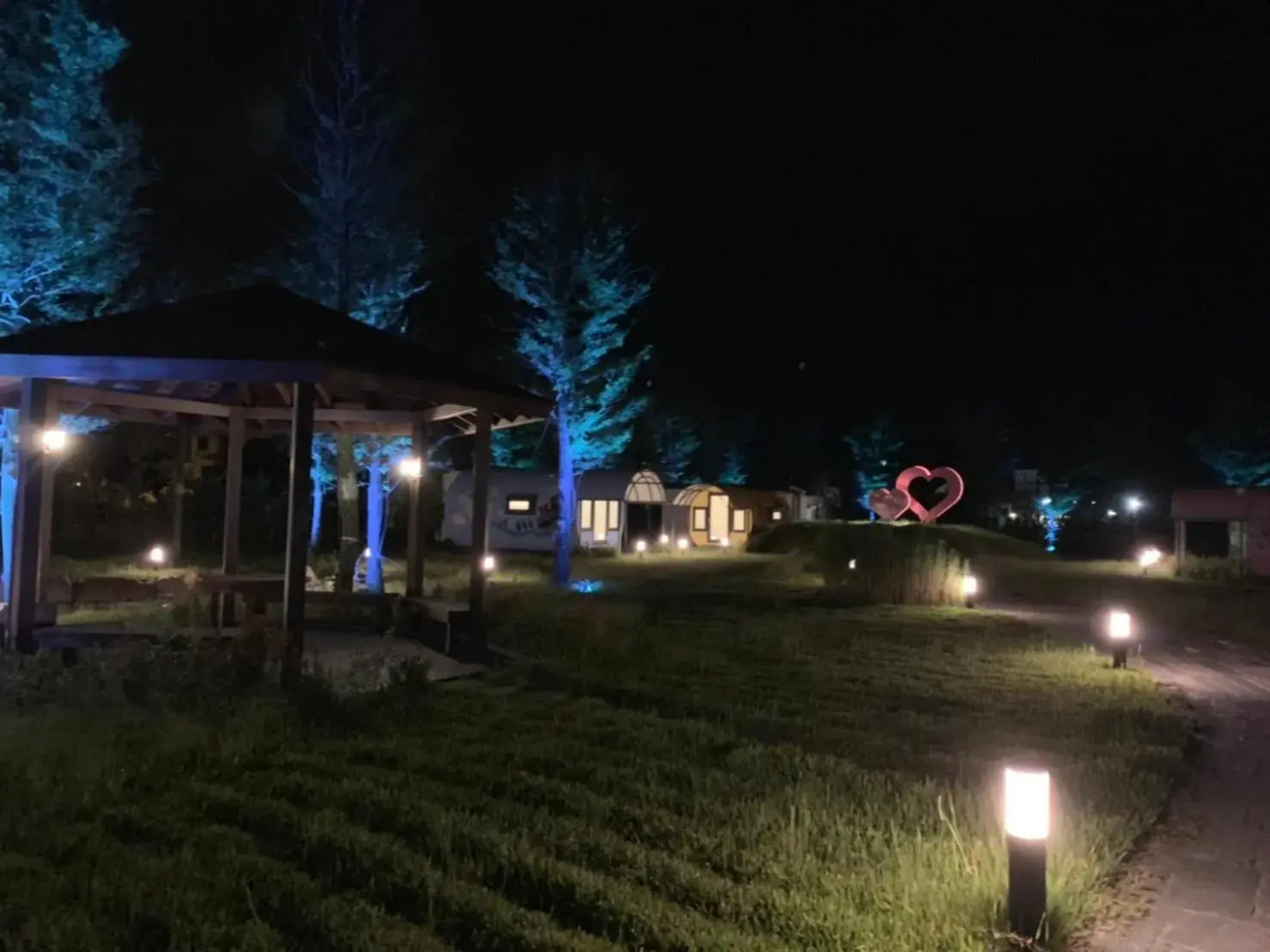 Qian Qian Riverside B&B