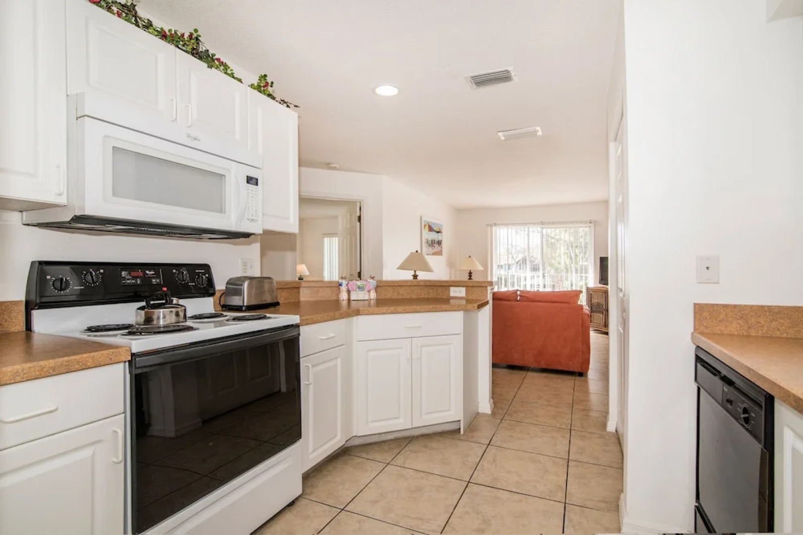 Shorewalk Vacation Condo 15 minutes to Bradenton Beach Entire Condo