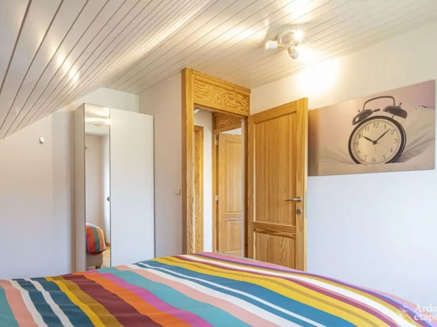 Quiet Villa with Hot Tub & Sauna