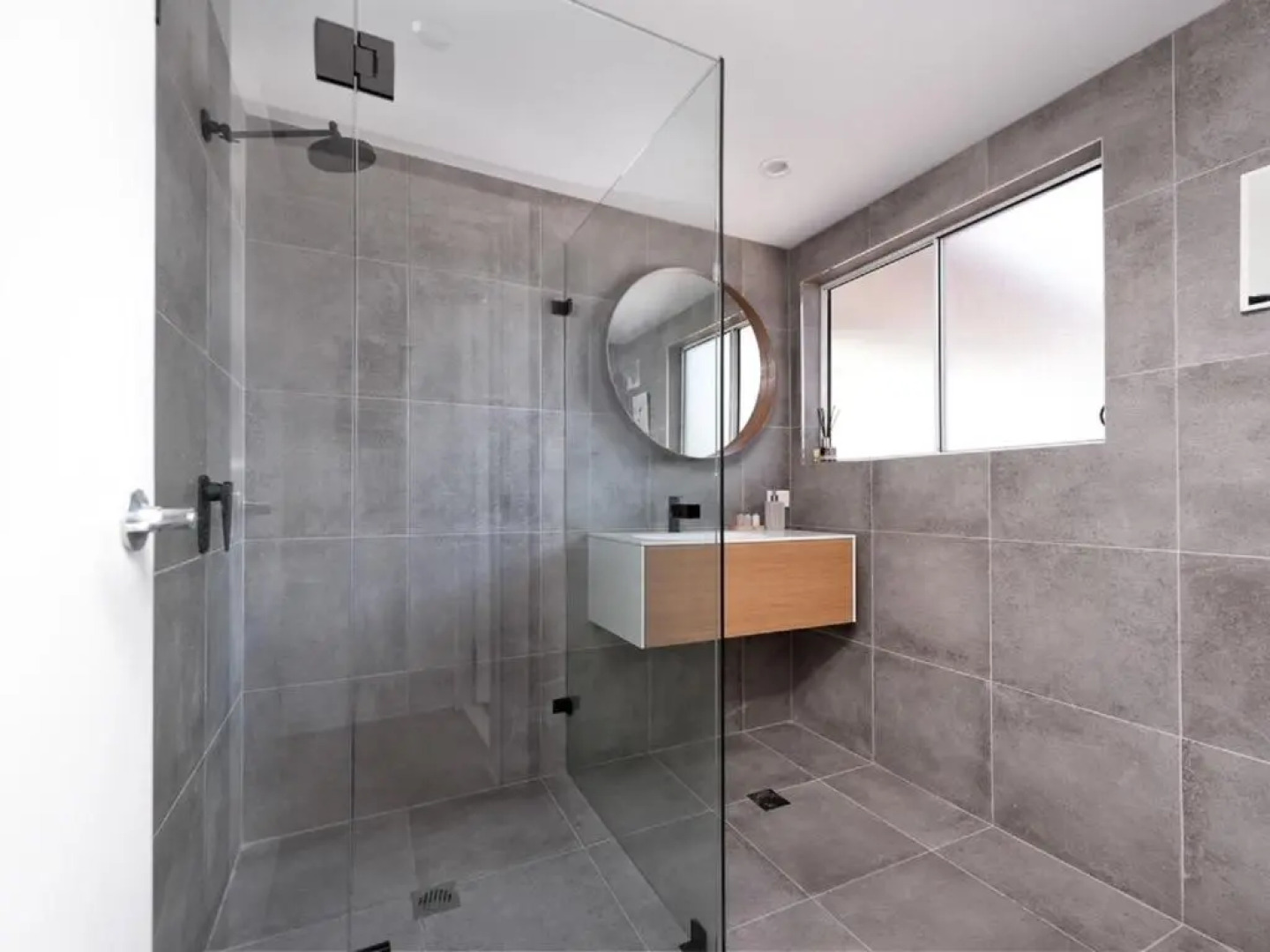 Swell - Pet Friendly - 2 Mins Walk to Beach