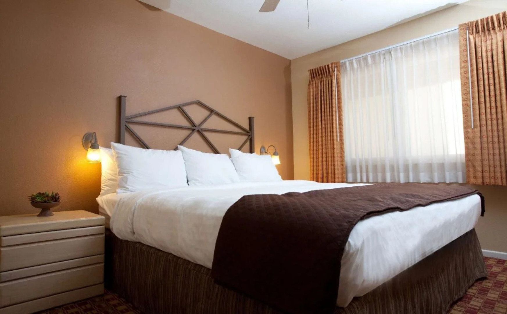 Red Lion Inn & Suites Cathedral City