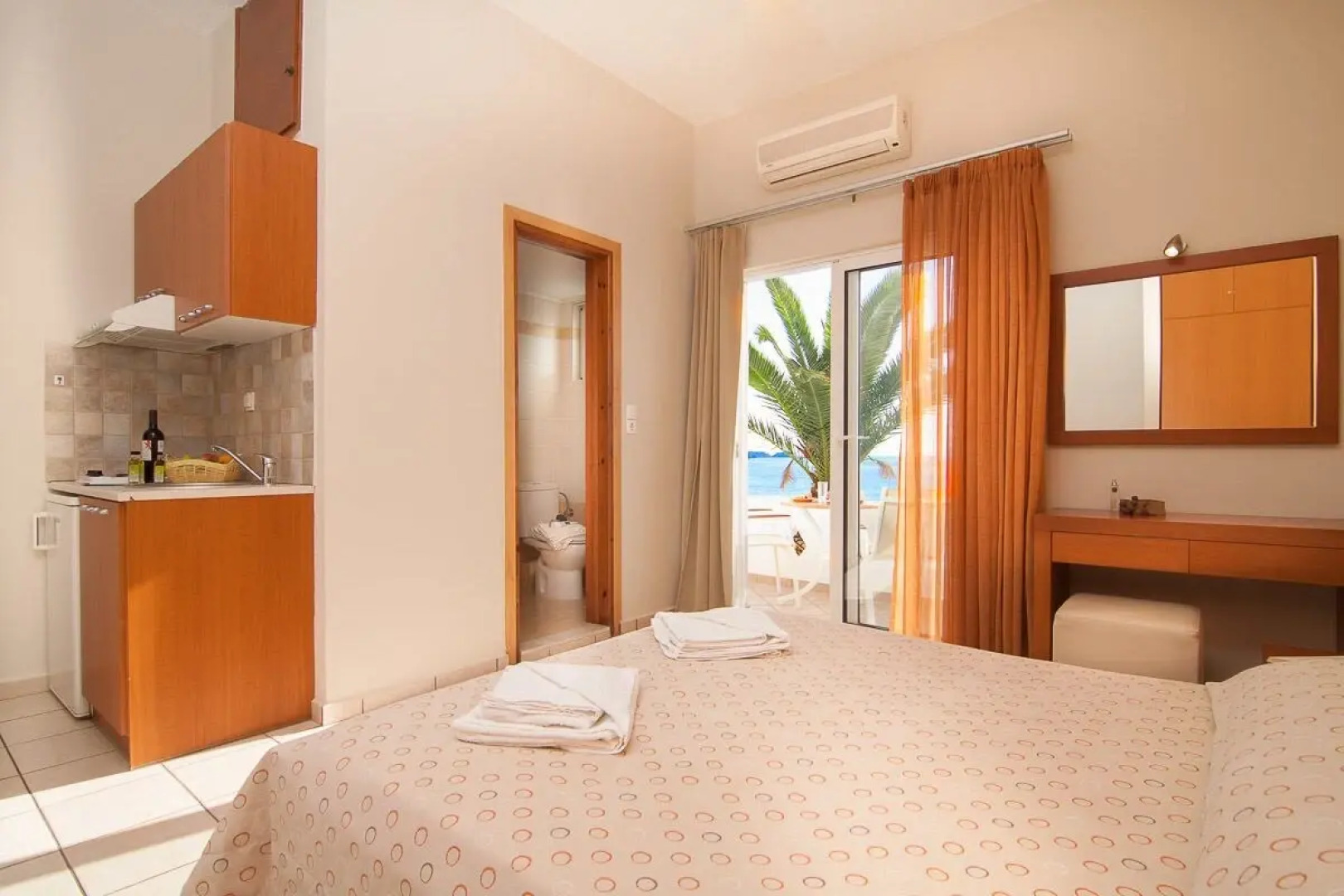 Skinos Apartments and Studios