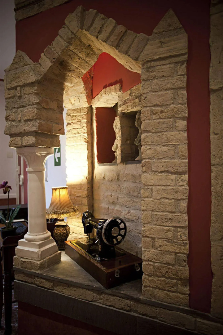 Navona Queen Rooftop