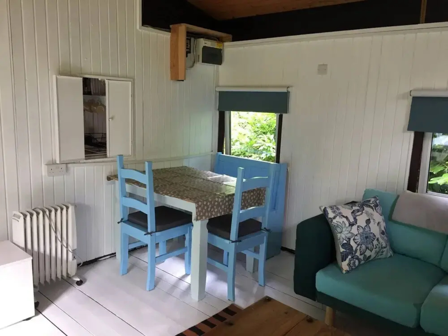Caban Bach - The Little Cabin Cosy Cabin With Huge Sunny Deck
