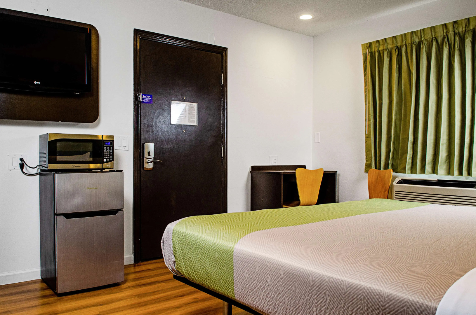 Motel 6 Modesto, CA - Downtown