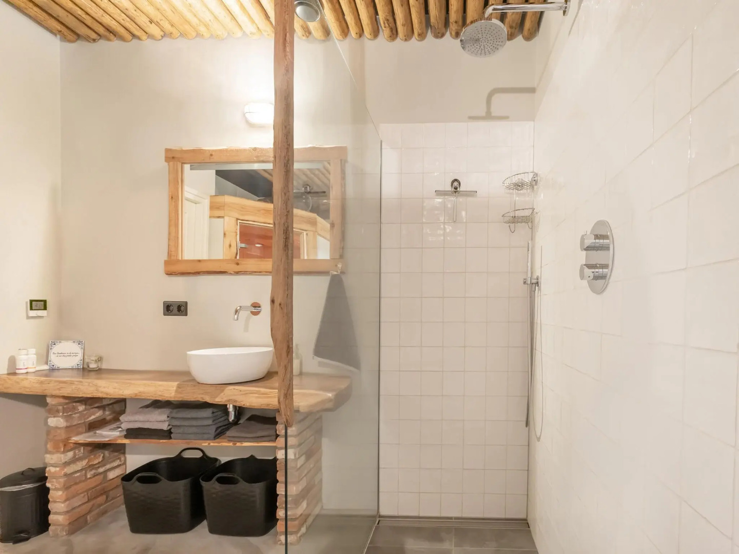 Beautifully renovated Staphorster farmhouse with sauna