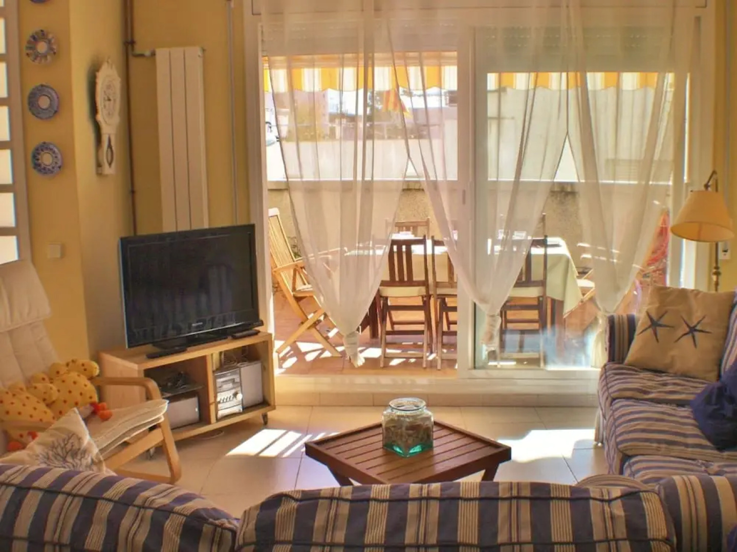 Lovely Holiday Home in Sant Pol de Mar near Sea & Beach