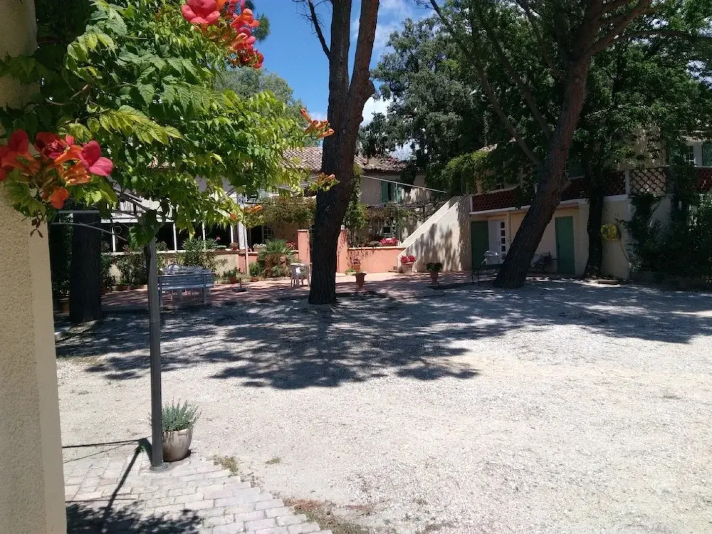 Hôtel Le Chêne Vert