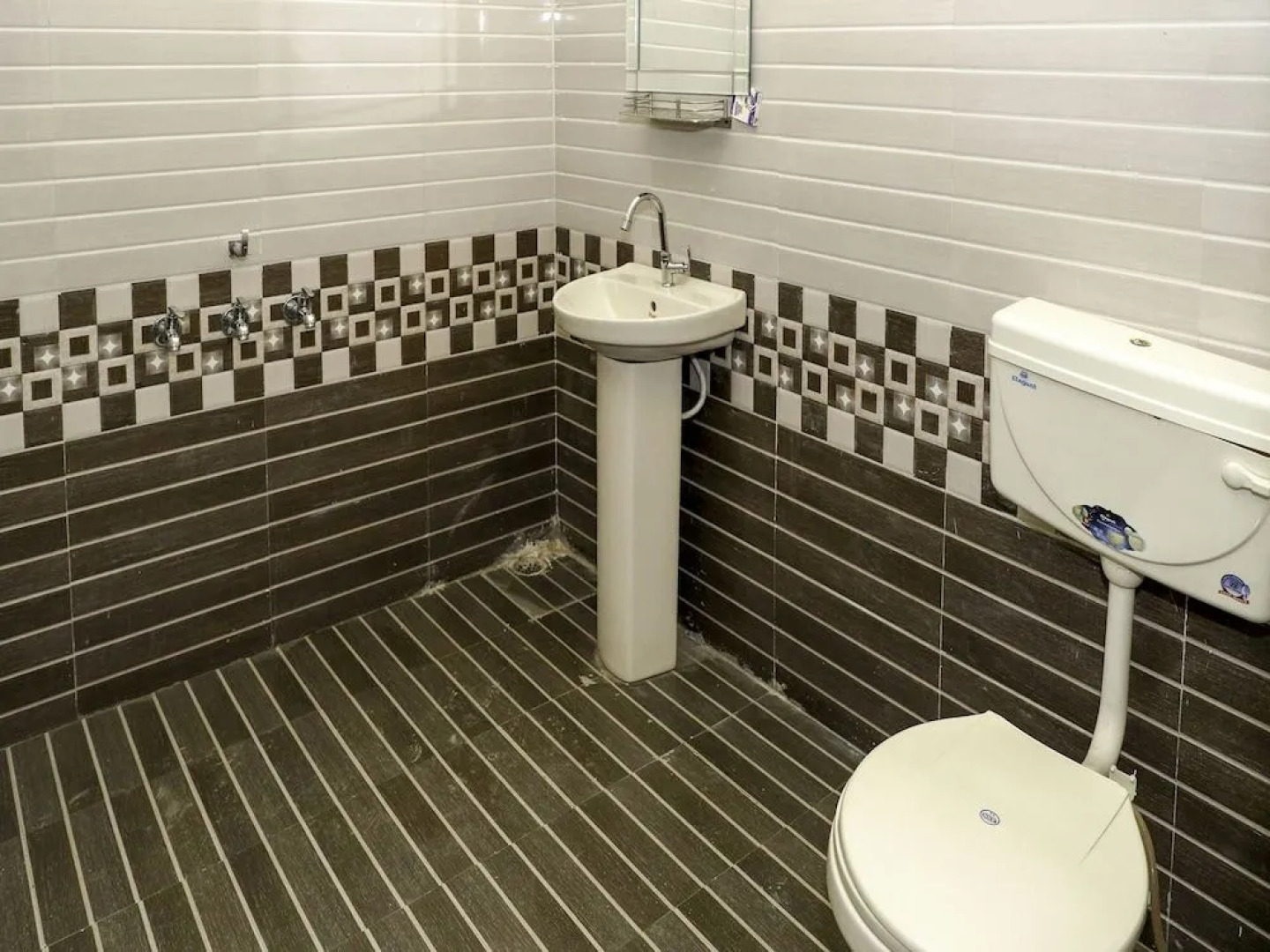 OYO 23367 Farmsgreen Resort And Restaurant