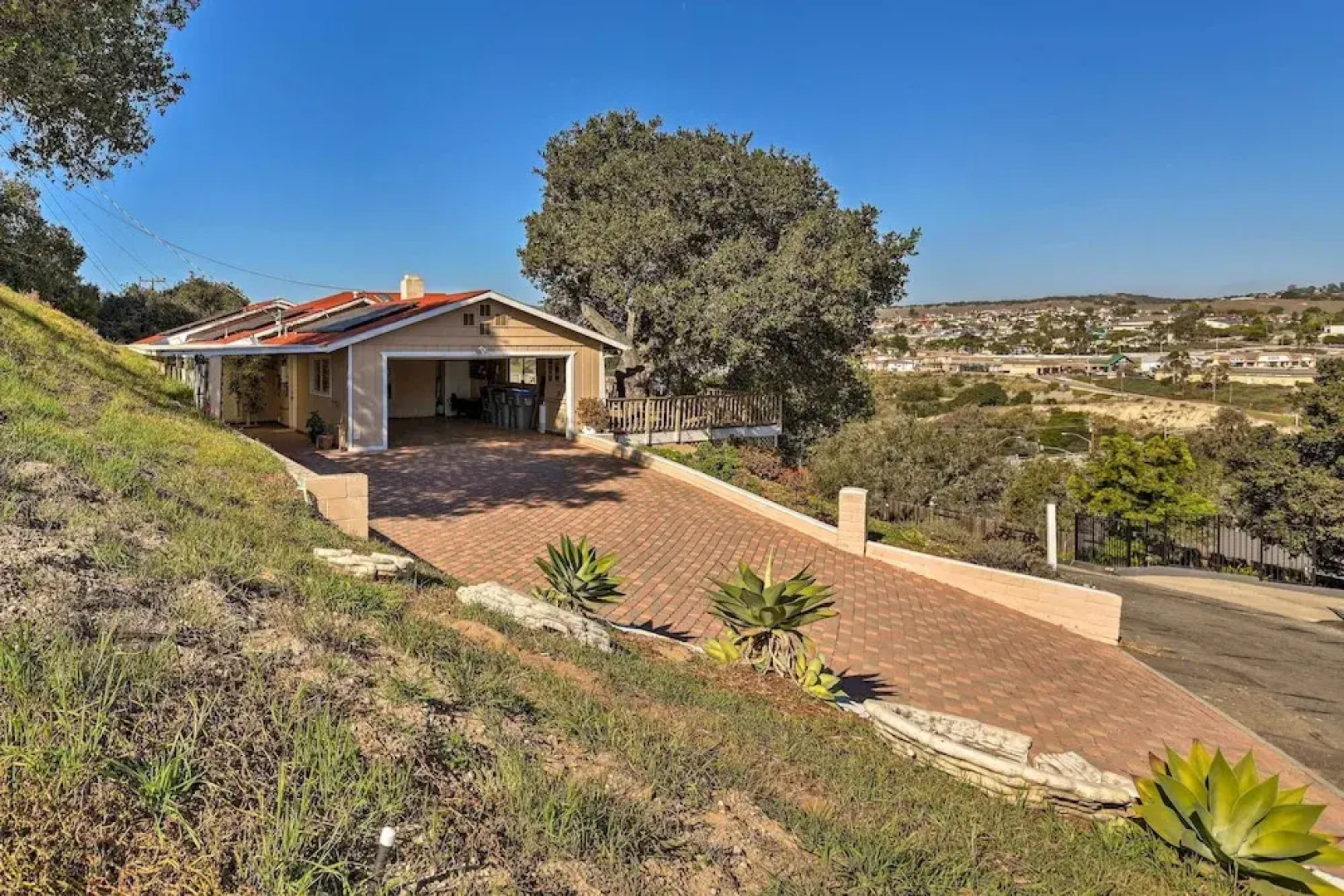 Retro House w/ Deck & Arroyo Grande View
