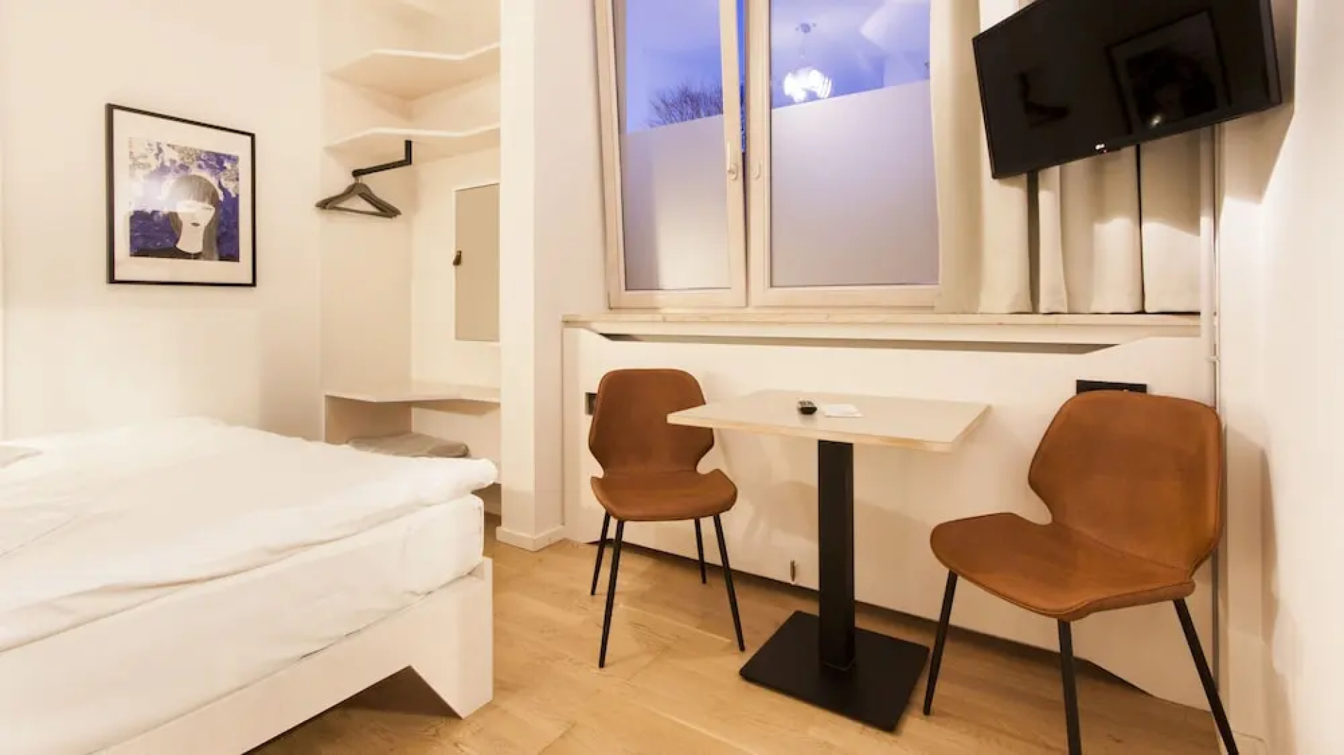 Room For Rent