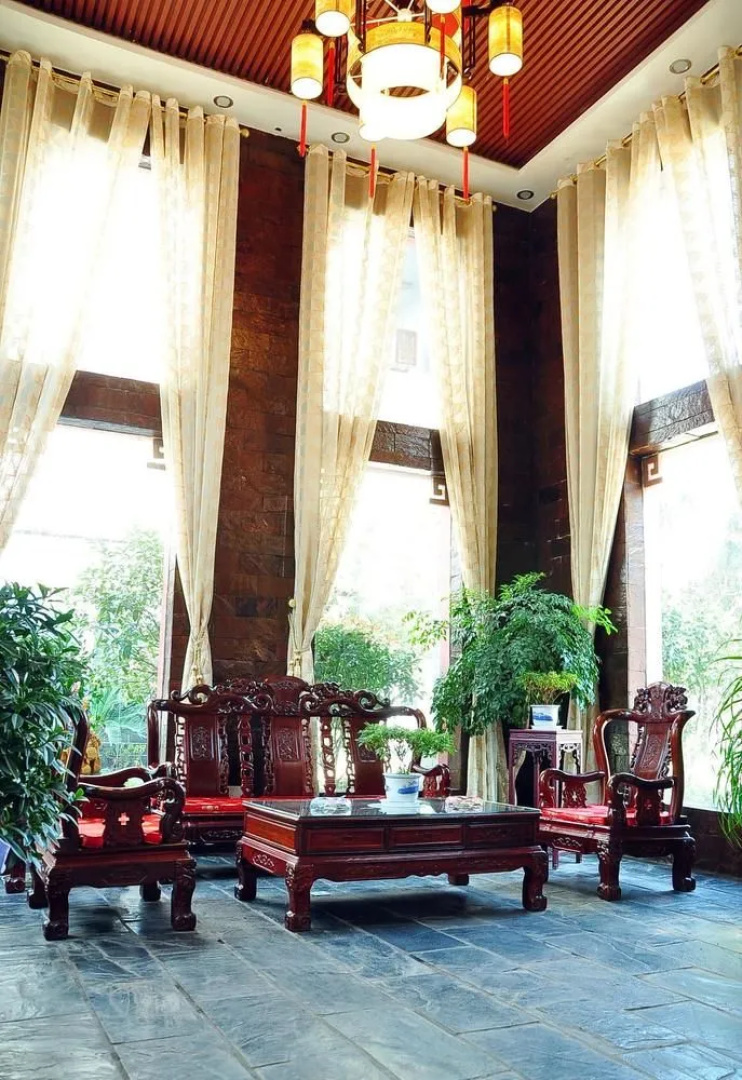 Jingzhou Yunlongshangfang Boutique Hotel