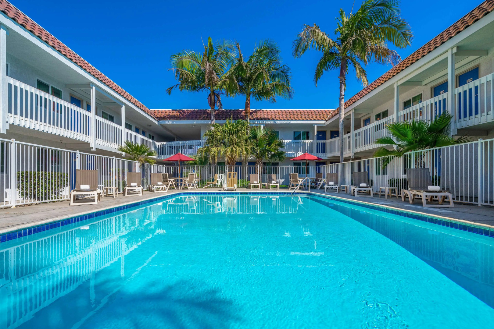 Studio 6 Suites Carpinteria, CA–Santa Barbara - South