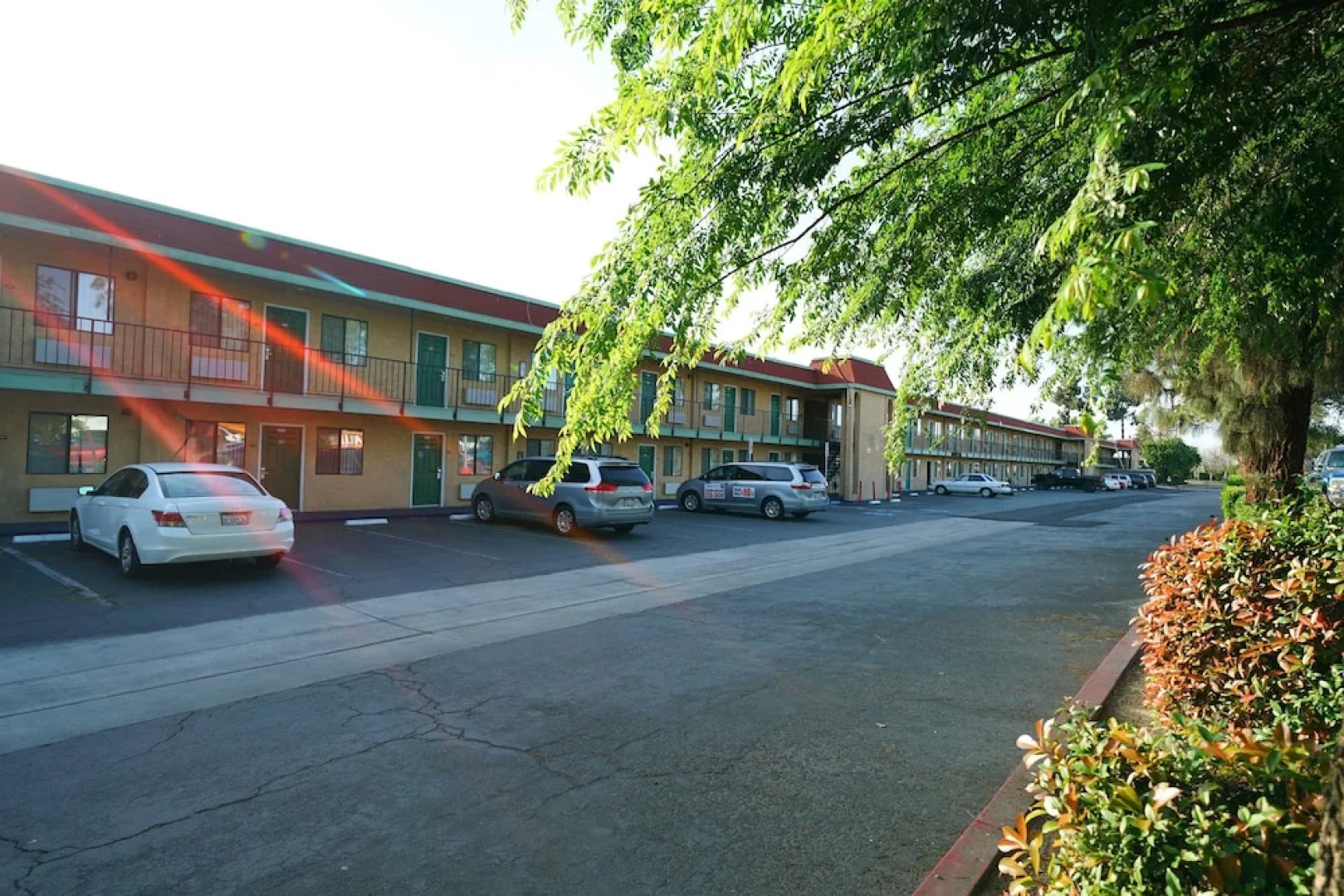 Ambassador Inn Fresno