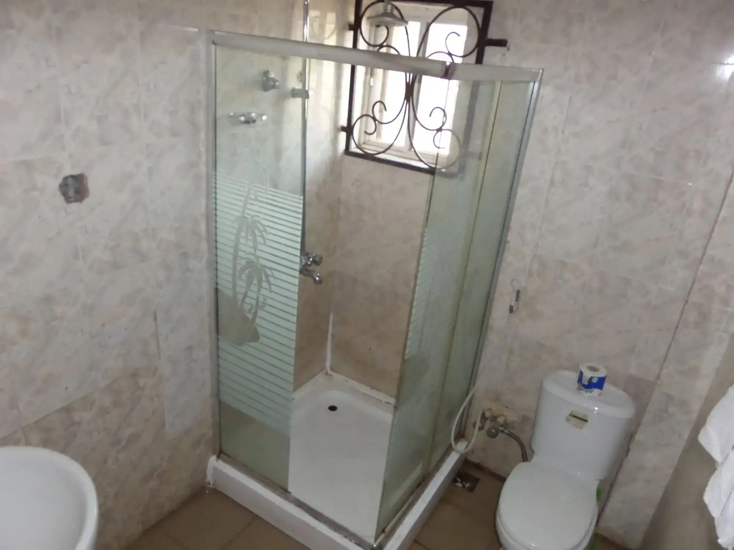 Alheri Suites