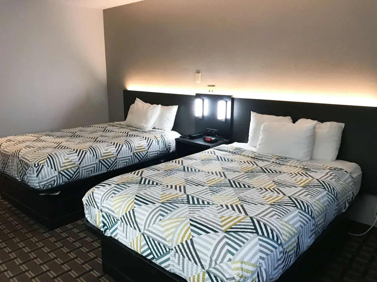 Studio 6 Suites Tupelo, MS - North