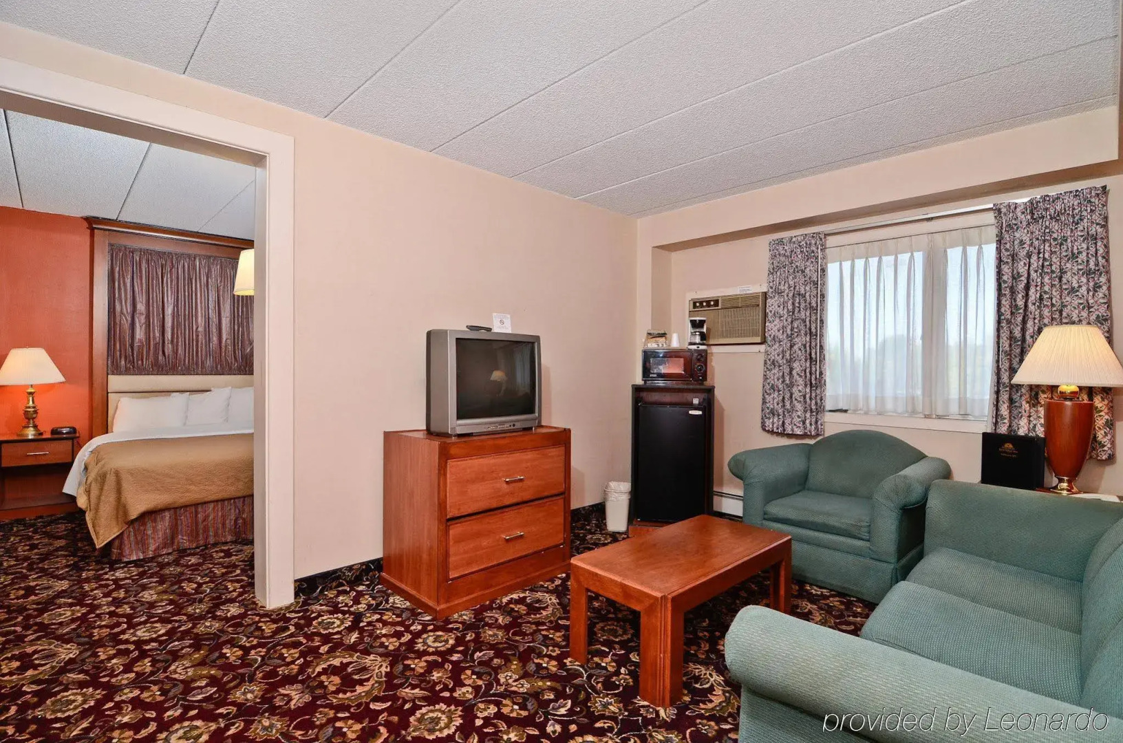 Stillwater Inn & Suites