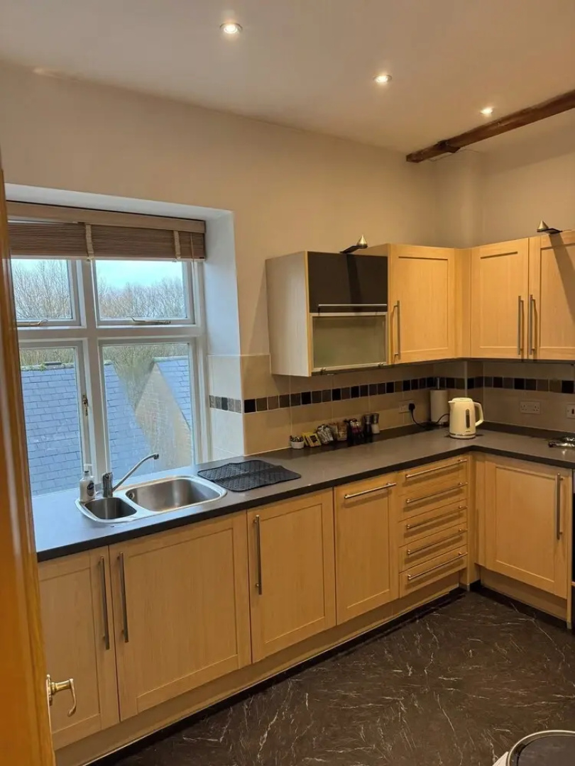 Executive Apartment, Woodford Mill, Witney