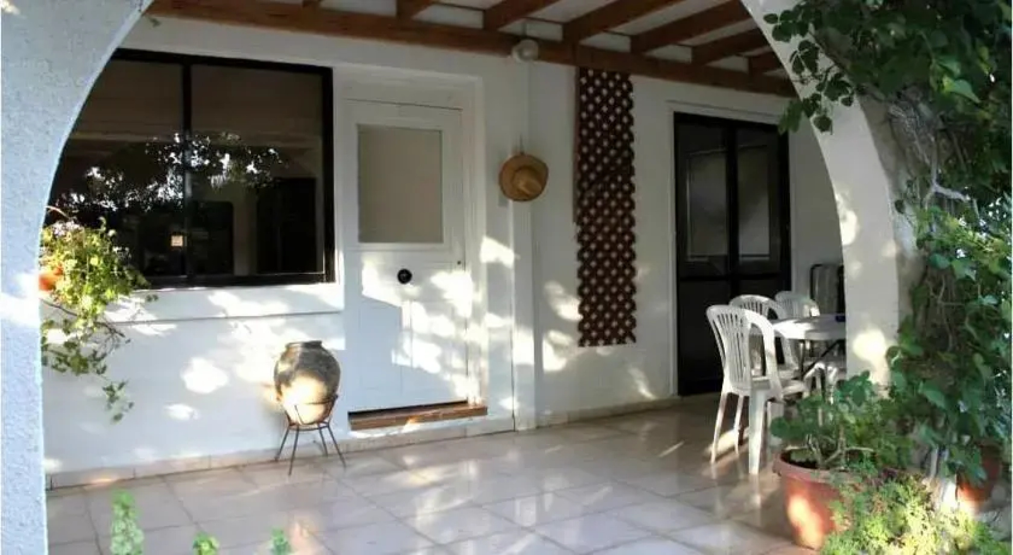 Lemon Cottage House