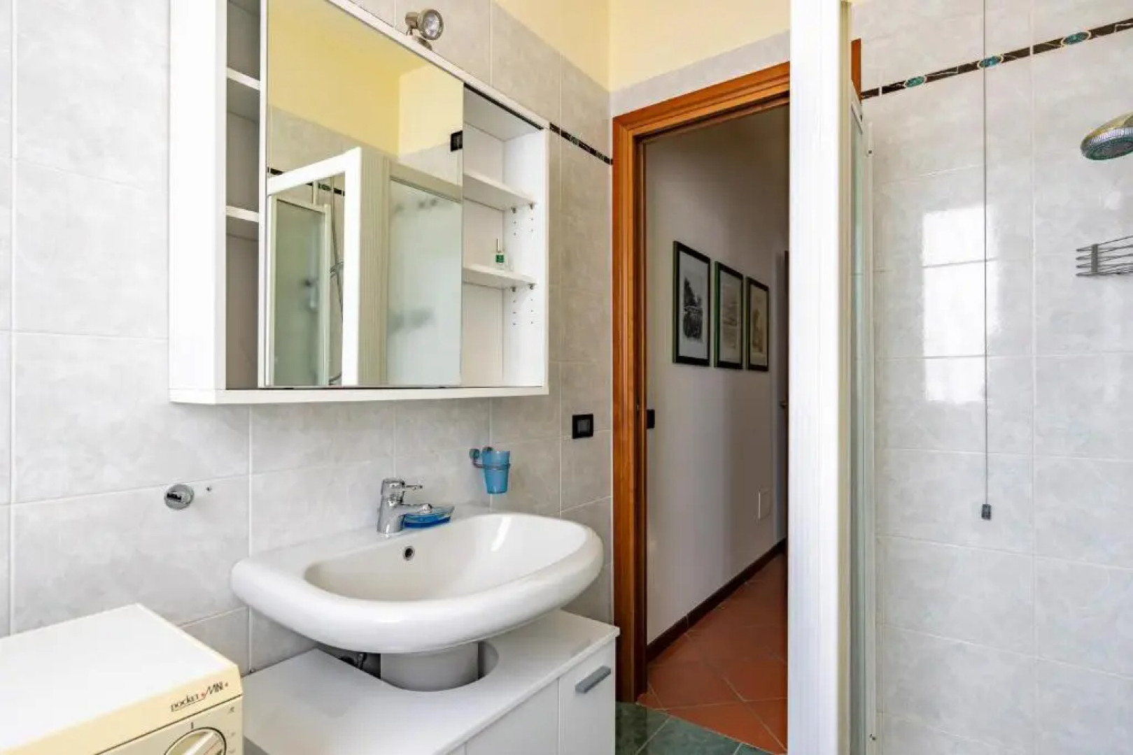 Pool - Marge Apartment - by Host4U