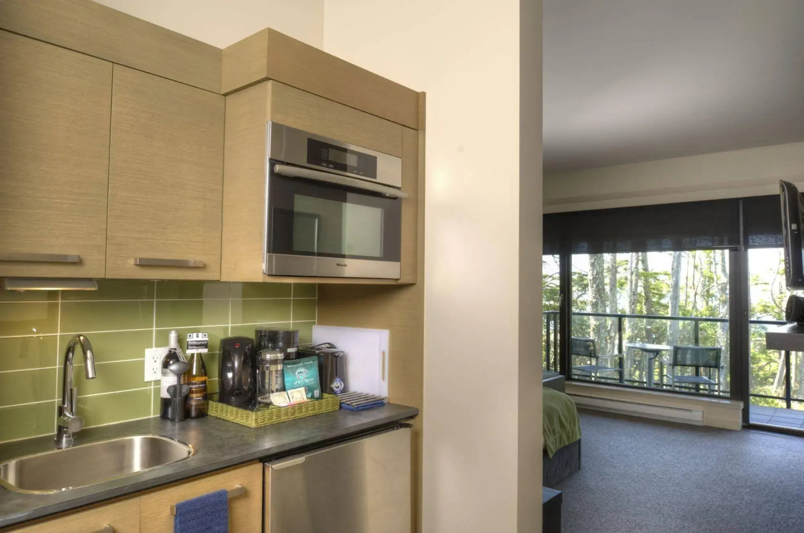 Black Rock Oceanfront Resort