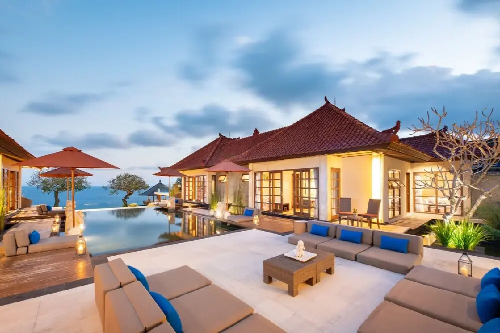 Villa Nagasutra by Nakula