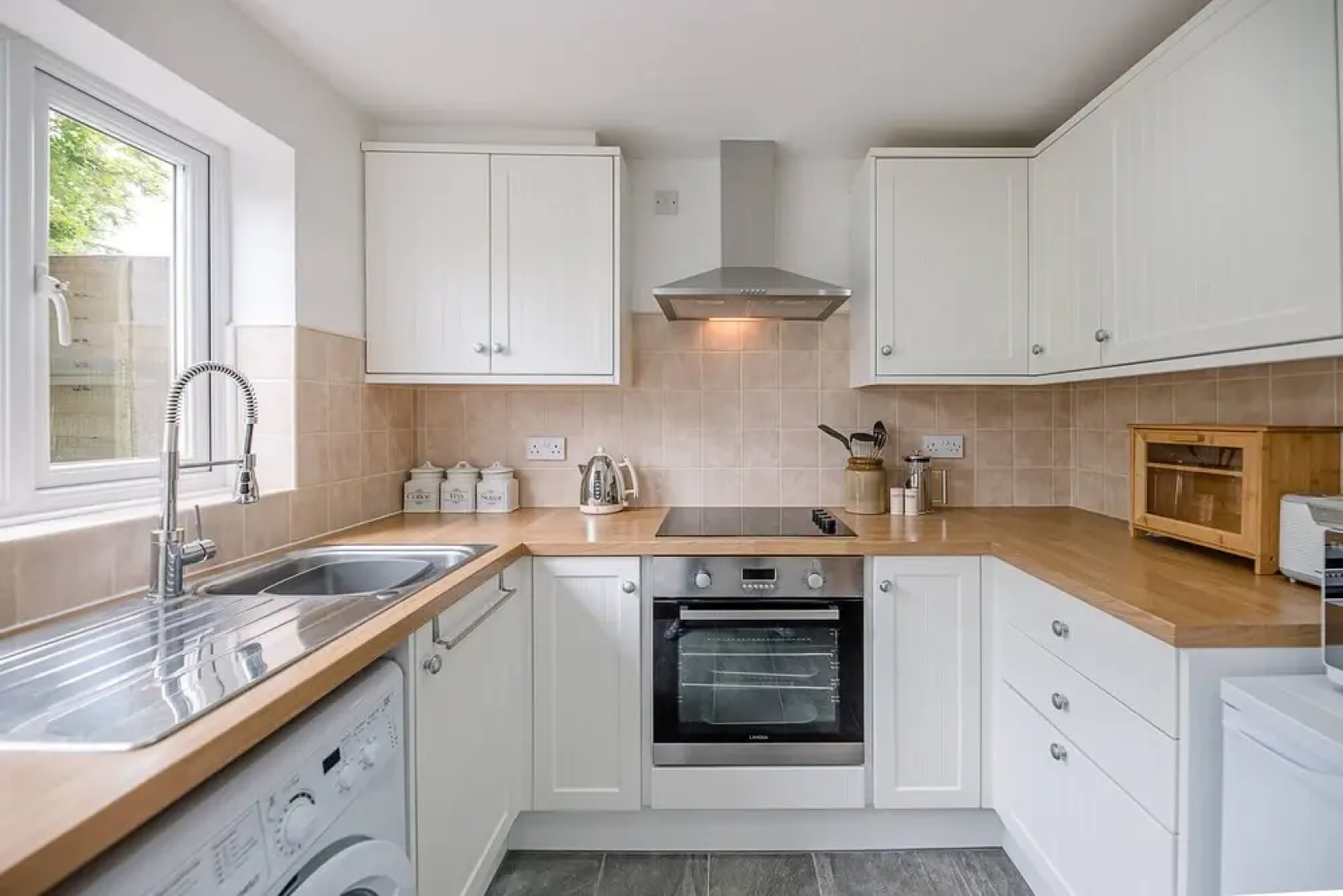 North Cottage, Alderton