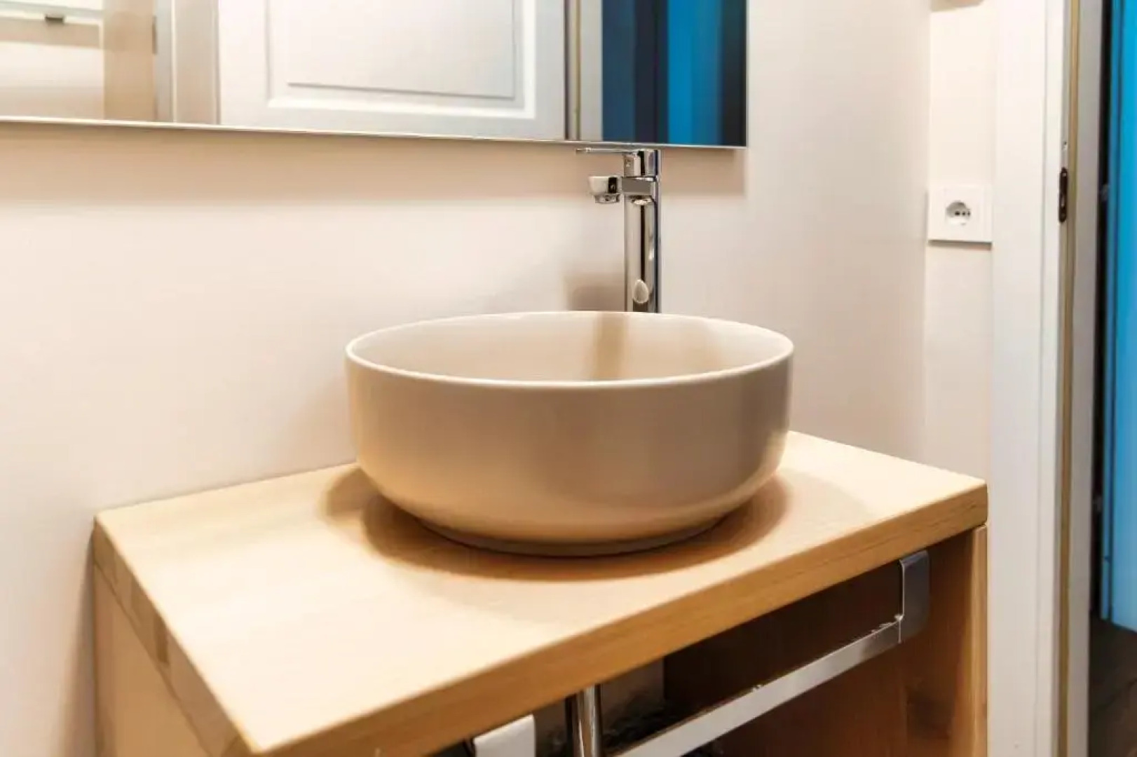 Dandelion Como Suites & Park